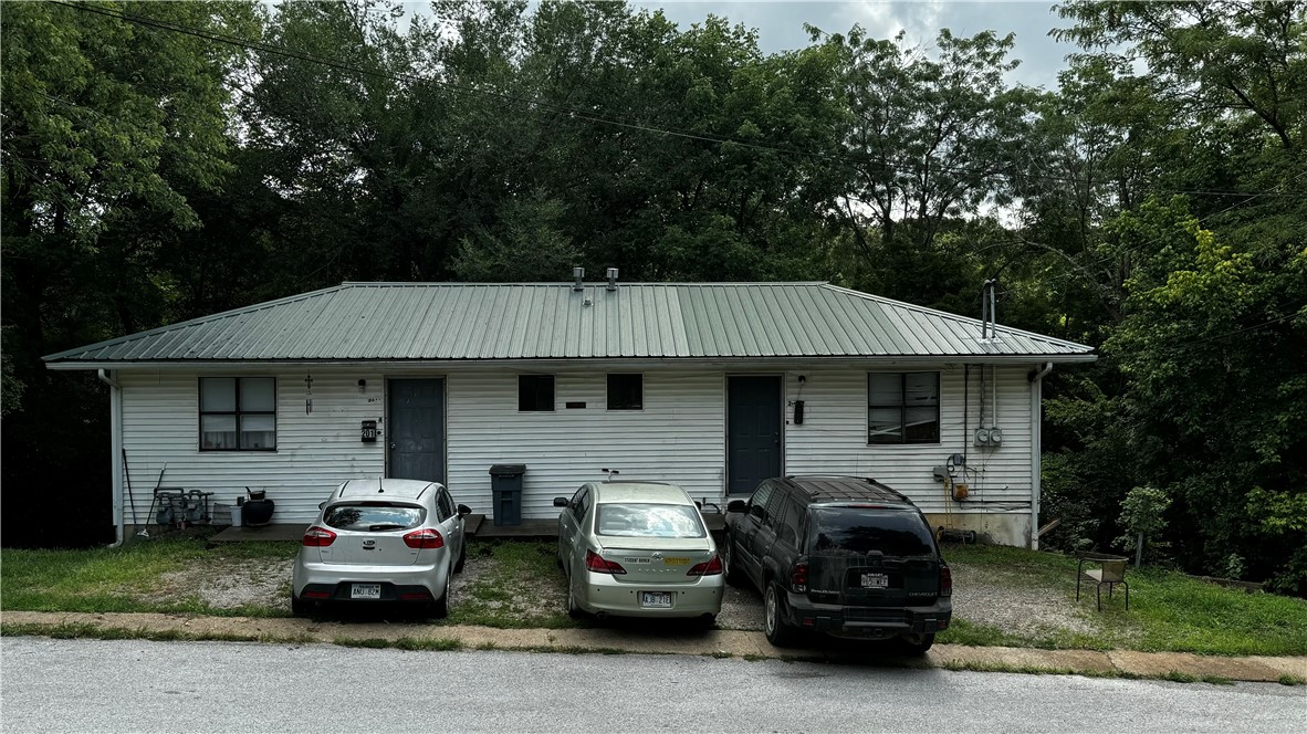 Mccloud St, Berryville, AR 72616 #1