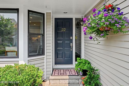 22-40 Ettl Ln, Greenwich, CT, 06831-4160 | Card Image