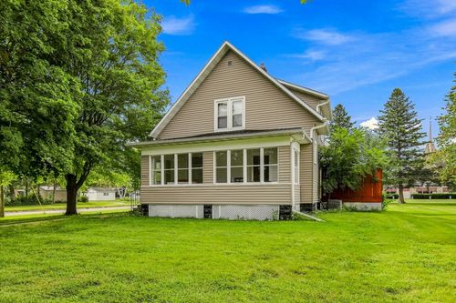 403 W Main St, Blooming Prairie, MN, 55917-1348 | Card Image