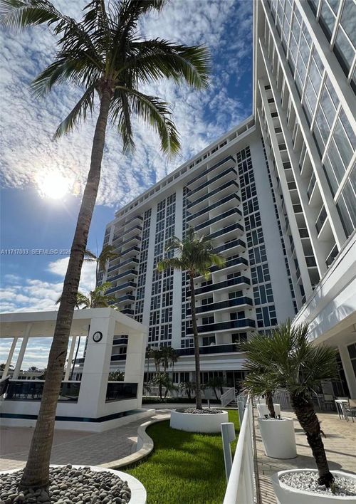 apt-111-10275 Collins Ave, Bal Harbour, FL, 33154-1458 | Card Image