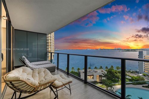 1203-650 Ne 32nd St, Miami, FL, 33137-4244 | Card Image
