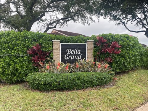 101-748 Nw 103rd Ter, Pembroke Pines, FL, 33026-5981 | Card Image