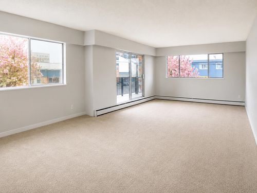 11933 223 Street, Maple Ridge, BC, V2X5Y4 | Card Image