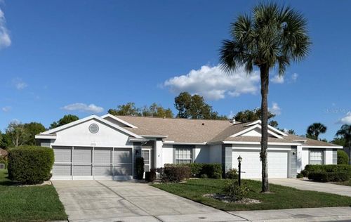 2011 W Del Webb Blvd, SUN CITY CENTER, FL, 33573-4824 | Card Image