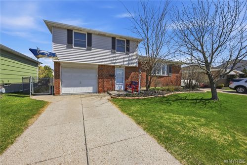 46 Lucy Ln, Cheektowaga, NY, 14225-4438 | Card Image