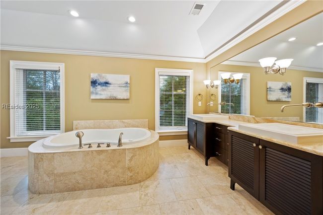 9 Armada St, House other with 6 bedrooms, 8 bathrooms and null parking in Hilton Head Island SC | Image 44