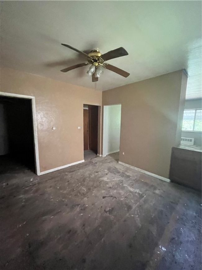 512 Glenn St, House other with 2 bedrooms, 1 bathrooms and null parking in Wilmerding PA | Image 12
