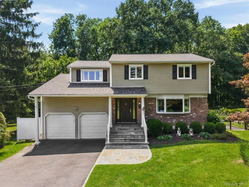 3 Pheasant Pl, Carmel, NY, 10512-1612 | Card Image