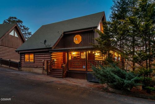 1316 Timberwolf Way, Sevierville, TN, 37876 | Card Image