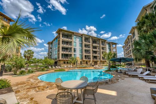 7402-90 Island Dr, Horseshoe Bay, TX, 78657-6166 | Card Image
