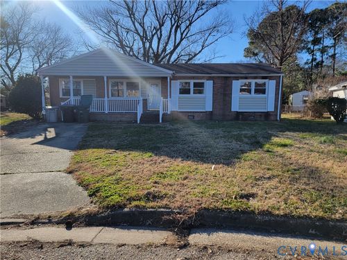 1027 Barry Ct, Hampton, VA, 23666-4605 | Card Image