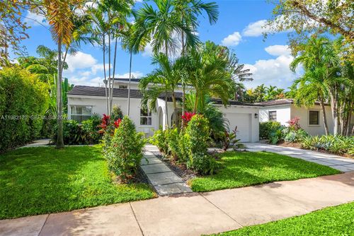 14 San Sebastian Ave, Coral Gables, FL, 33134-6819 | Card Image
