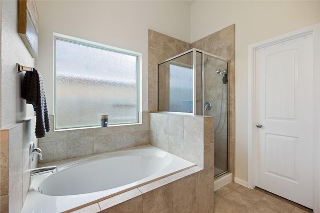 13610 Spectacled Bear Ln, House other with 5 bedrooms, 4 bathrooms and 2 parking in Crosby TX | Image 20