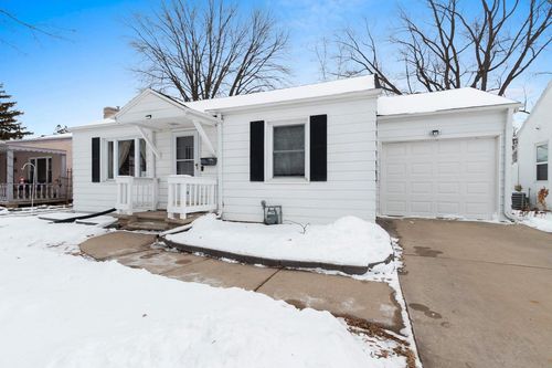 1115 Gross Avenue, GREEN BAY, WI, 54304 | Card Image
