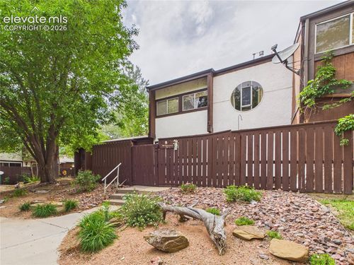 e-164 Bonnymede Rd, Pueblo, CO, 81001-1323 | Card Image