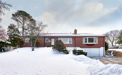 4650 Venarde Dr, Saint Louis, MO, 63128-2418 | Card Image