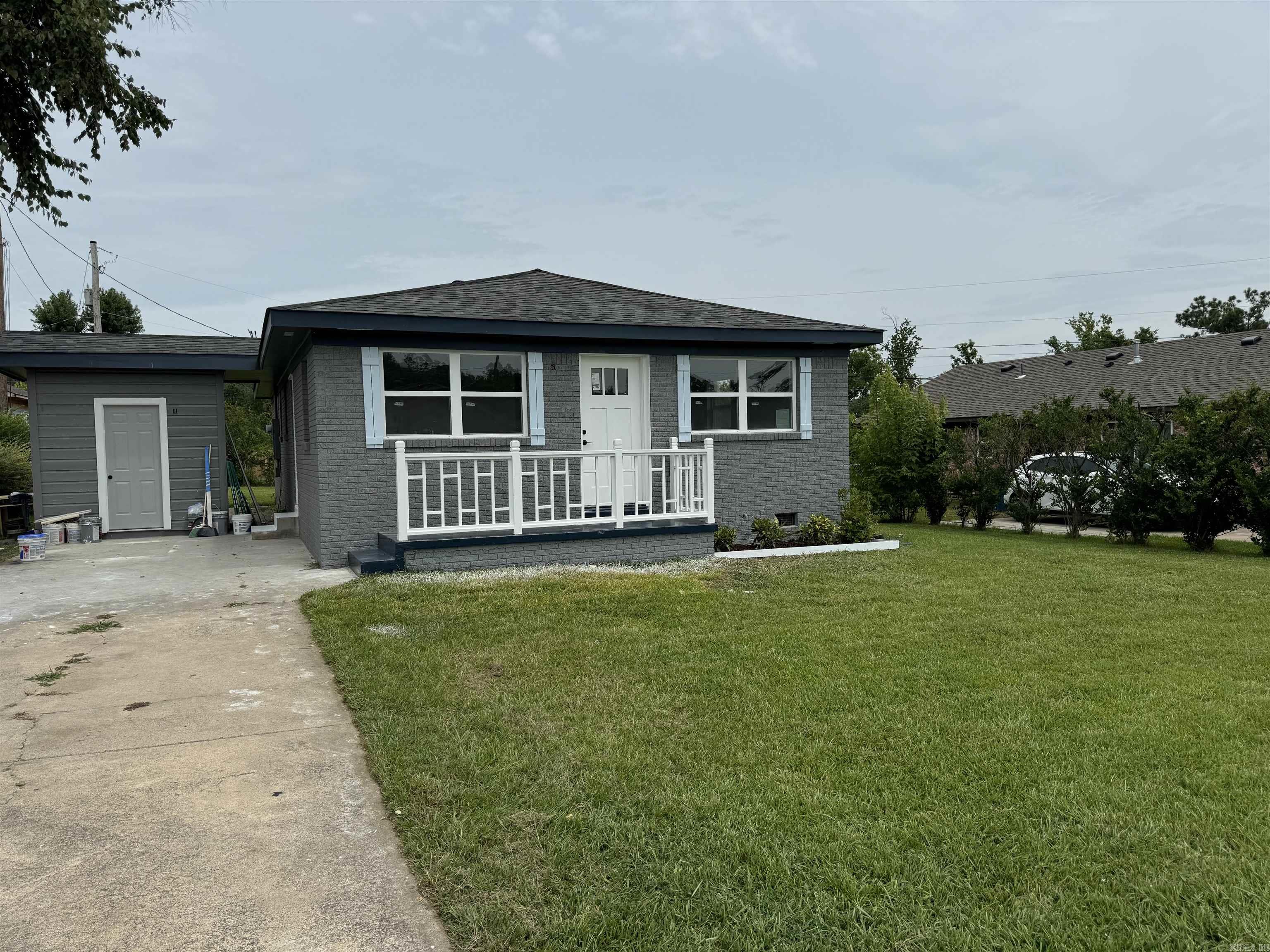 Sonora Dr, North Little Rock, AR 72118
