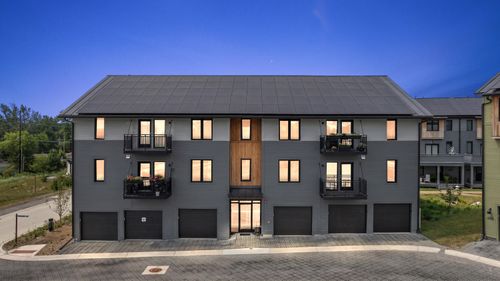 22-2231 Trillium Ln, Ann Arbor, MI, 48104-5711 | Card Image