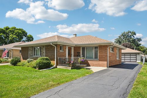 2300 Boeger Ave, Westchester, IL, 60154-5036 | Card Image