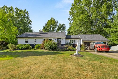 3205 Shellhart Rd, Norton, OH, 44203-5629 | Card Image