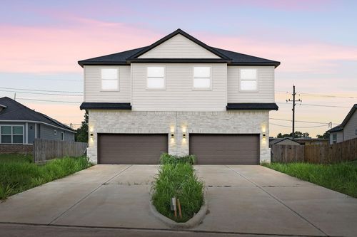 b-8 Donna Ct, Brookshire, TX, 77423-5013 | Card Image