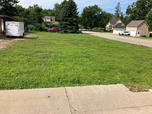 400 Douglas Avenue, Henning, MN, 56551 | Card Image