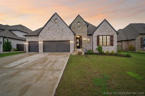 12419 S 102nd East Ave, Bixby, OK, 74008-3053 | Card Image
