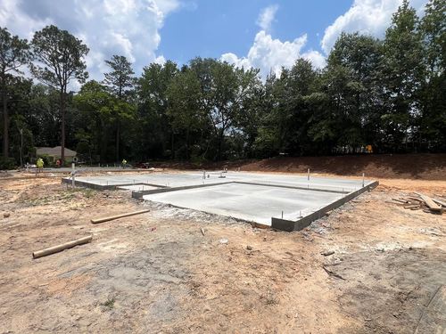 24 Wiggins Ln, Phenix City, AL, 36869-2821 | Card Image