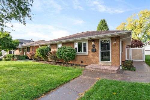 3254 E Whittaker Ave, Cudahy, WI, 53110-1032 | Card Image