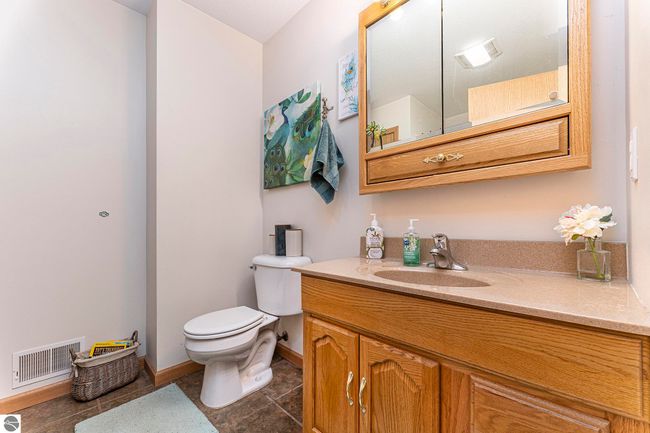 9531 Sunrise Ct, House other with 4 bedrooms, 3 bathrooms and null parking in Mesick MI | Image 16