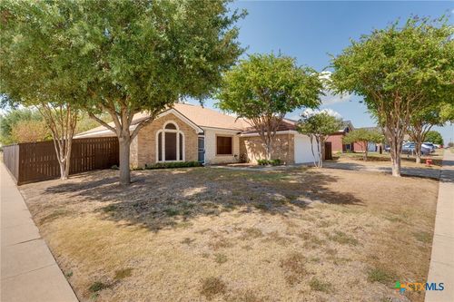 2401 Gail Dr, Copperas Cove, TX, 76522-2971 | Card Image