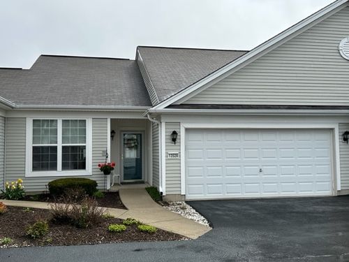 13528 Nealy Rd, Huntley, IL, 60142-6307 | Card Image