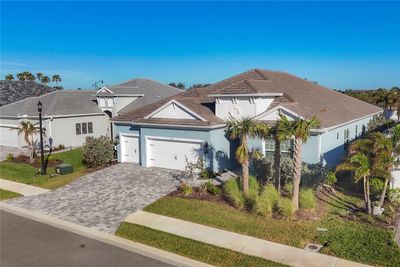 12450 Vieste Court, House other with 3 bedrooms, 3 bathrooms and null parking in Venice FL | Image 2