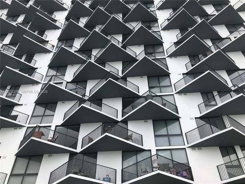 apt-1203-5252 Nw 85th Ave, Doral, FL, 33166-5334 | Card Image