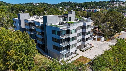 apt-402-411 Fairpoint St, Chattanooga, TN, 37405-4687 | Card Image