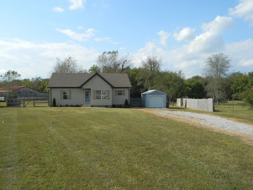 121 Lindsey Kyla Ct, Portland, TN, 37148-2363 | Card Image