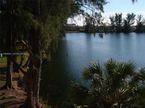 apt-1321-10090 Nw 80th Ct, Hialeah Gardens, FL, 33016-2240 | Card Image