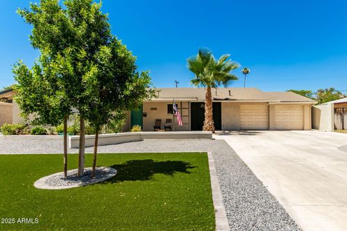 4030 E Catalina Dr, Phoenix, AZ, 85018-7110 | Card Image