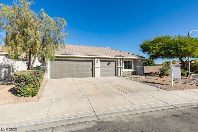 337 Evan Picone Dr, House other with 4 bedrooms, 3 bathrooms and null parking in Henderson NV | Image 8