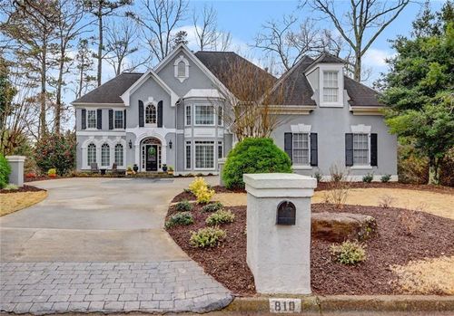 810 Club Chase Ln, Roswell, GA, 30076-5506 | Card Image
