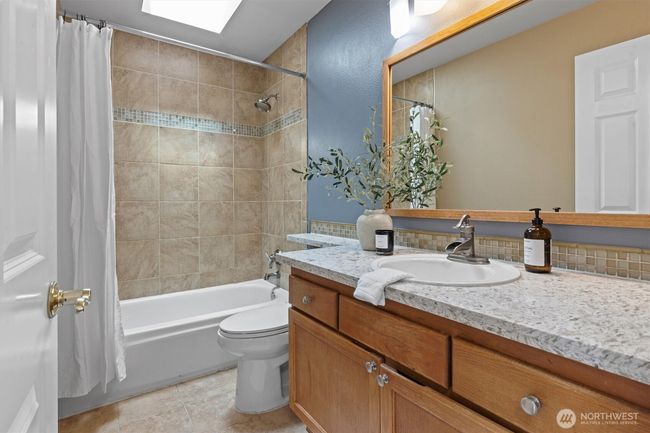 18805 20 Th Ave Se, House other with 3 bedrooms, 3 bathrooms and 2 parking in Bothell WA | Image 17