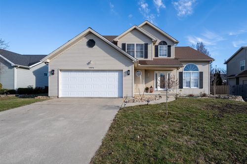 1504 Estate Dr, Normal, IL, 61761-5721 | Card Image