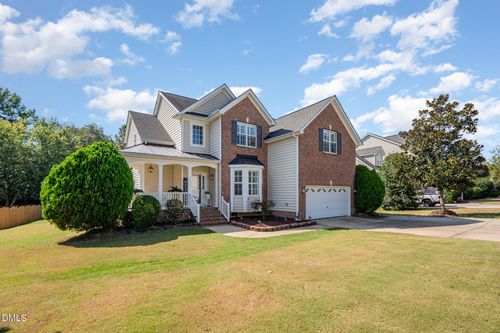 2633 Bloomsberry Ridge Dr, Fuquay-Varina, NC, 27526-7292 | Card Image