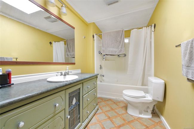 SUITE #3 | Image 17