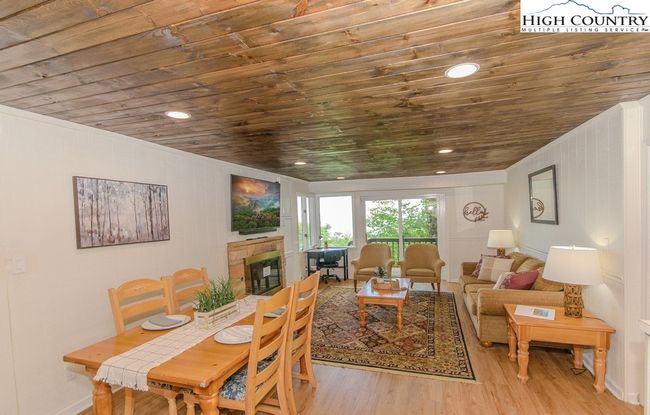 APT-25 - 220 Northridge Rd, Condo with 3 bedrooms, 3 bathrooms and null parking in Beech Mountain NC | Image 12