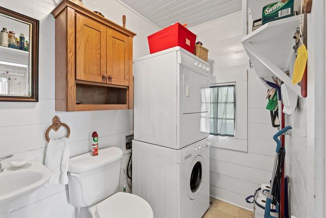 300 Poorhouse Rd, House other with 4 bedrooms, 2 bathrooms and null parking in RICE VA | Image 14
