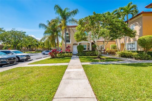 16061-16061 Emerald Cove Rd, Weston, FL, 33331-3135 | Card Image