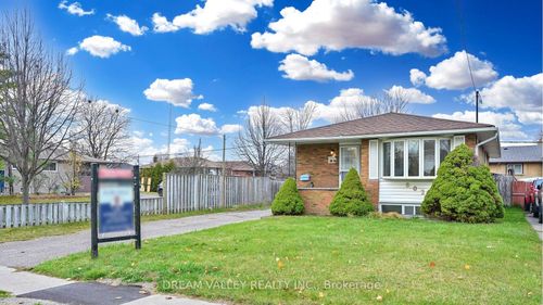 602 Gibb St, Oshawa, ON, L1J1Z5 | Card Image