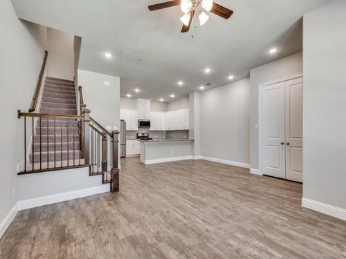 1560 Windermere Way, Farmers Branch, TX, 75234-1322 | Card Image