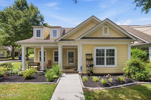 120 Fortenberry St, Oak Ridge, TN, 37830-3000 | Card Image
